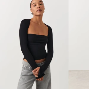 Gina topp - Använt en gång nytt skick! Köparen står för frakten 