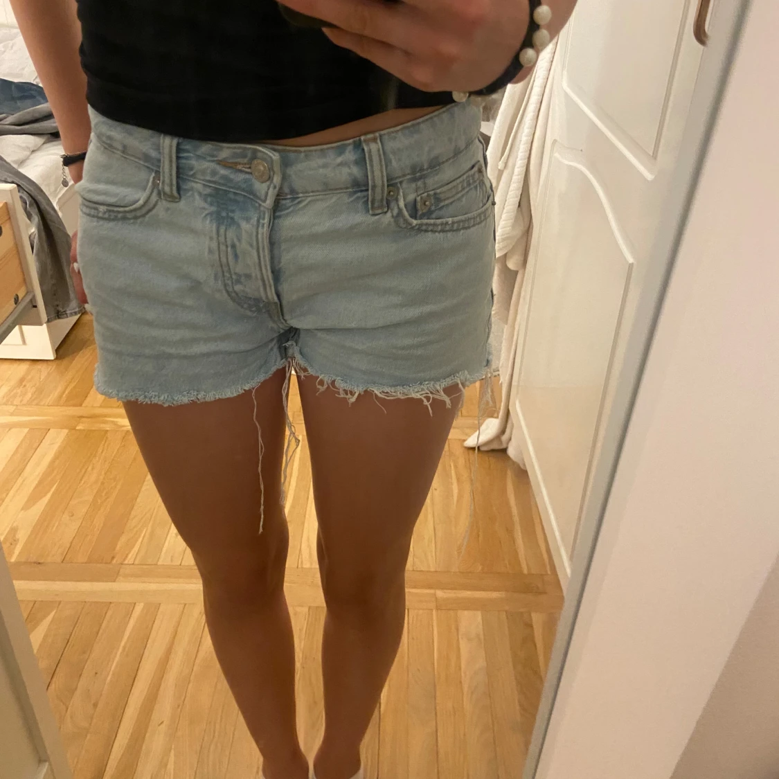 ljus blå jeans shorts