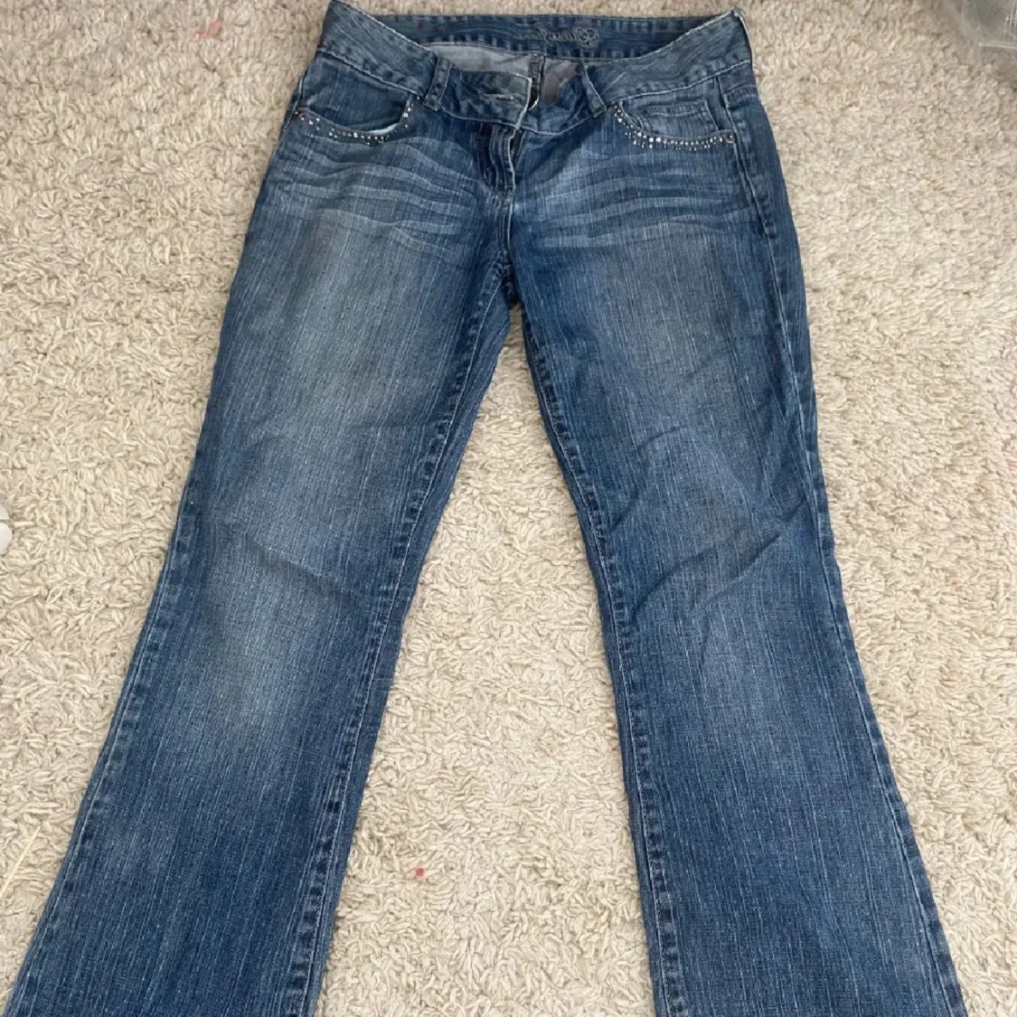 Low waist bootcut jeans 
