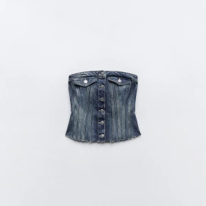 Zara jeans topp - Säljer denna jeanstopp som endast är testad och aldrig använd!