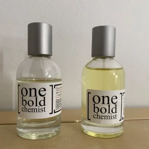 One Bold Chemist Samples/splittar/dekanter - Hej! Jag säljer 5ml & 3ml samples av dessa två underbara parfymer från parfym huset ”One Bold Chemist”: 🍏Garnett 13.0 ”PDM Greenley” 3ml= 39kr 5ml=55kr 🍋🍊Pauling 19.0 ”LV Pacific Chill” 3ml= 39kr 5ml= 55kr  Skriv till mig vid intresse!