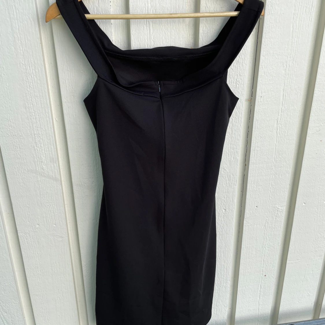 Klänning med öppning storlek L - 91