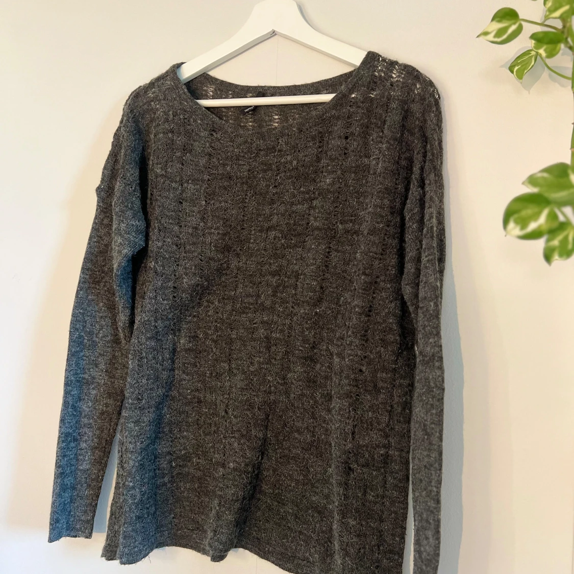 Grön tunnstickad tröja - 90