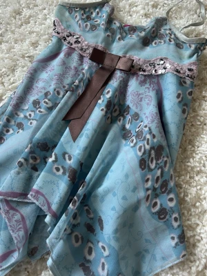 Vintage babydoll topp  - Köpt här på Plick! Lite söndrig (se bild 2) men annars i bra skick 🩷