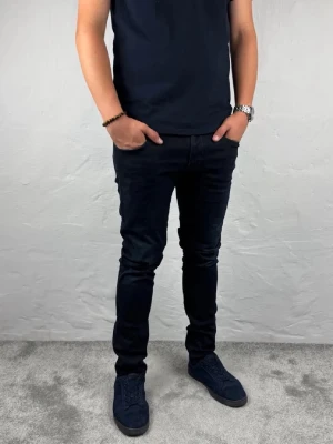 Replay jeans  - Ett par riktigt snygga jeans från Replay i storlek W31 L32 i modellen Anbbas Hyperflex