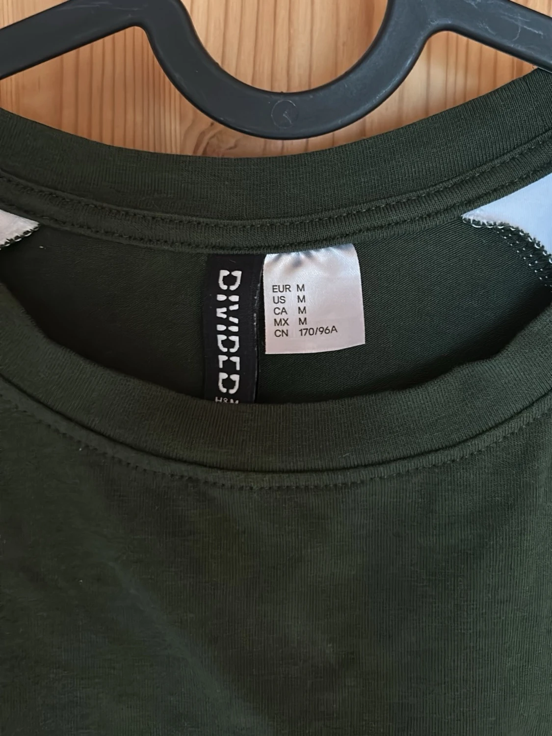 Grön och vit t-shirt Matcha Latte Club - 2