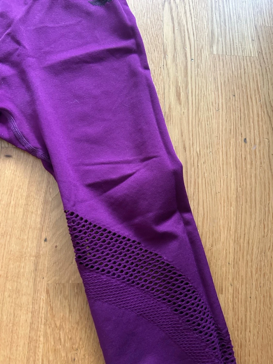 Lila träningstights och crop top set - 1