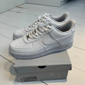 Nike Air Force 1 - Skick 9/10!🌟(enbart testade) - Storlek: 44,5!🌟