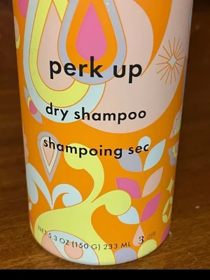 Torrschampo Amika - Amika Perk Up Dry Shampoo 232ml