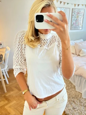 söt topp - jättefin 💓