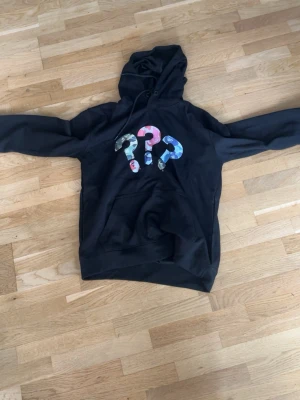 Bape hoodie - A bathing ape (bape) black hoodie
