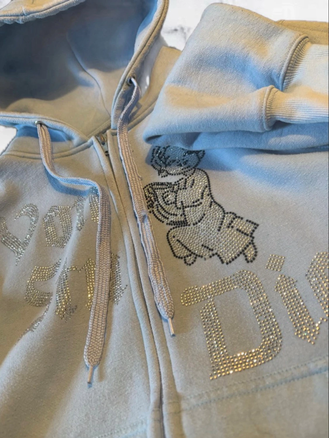 Von studio Hoddie - 1