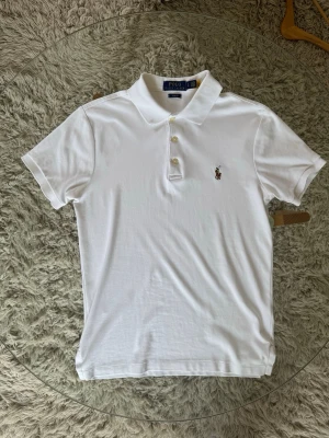 Ralph Lauren Pike - Storlek S, nyskick. Hör av dig vid frågor!