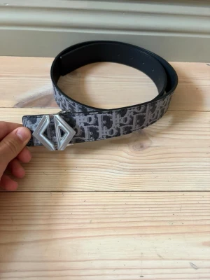 CD Bälte - Riktigt fett CD Skärp i nyskick | Sällsynt och riktigt snyggt! | 105cm | ✌️