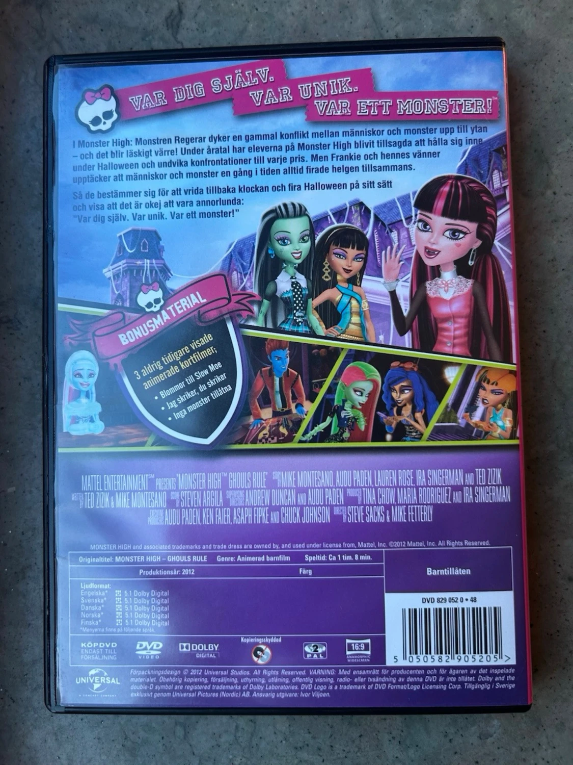 Monster high: Monstren regerar DVD - 1