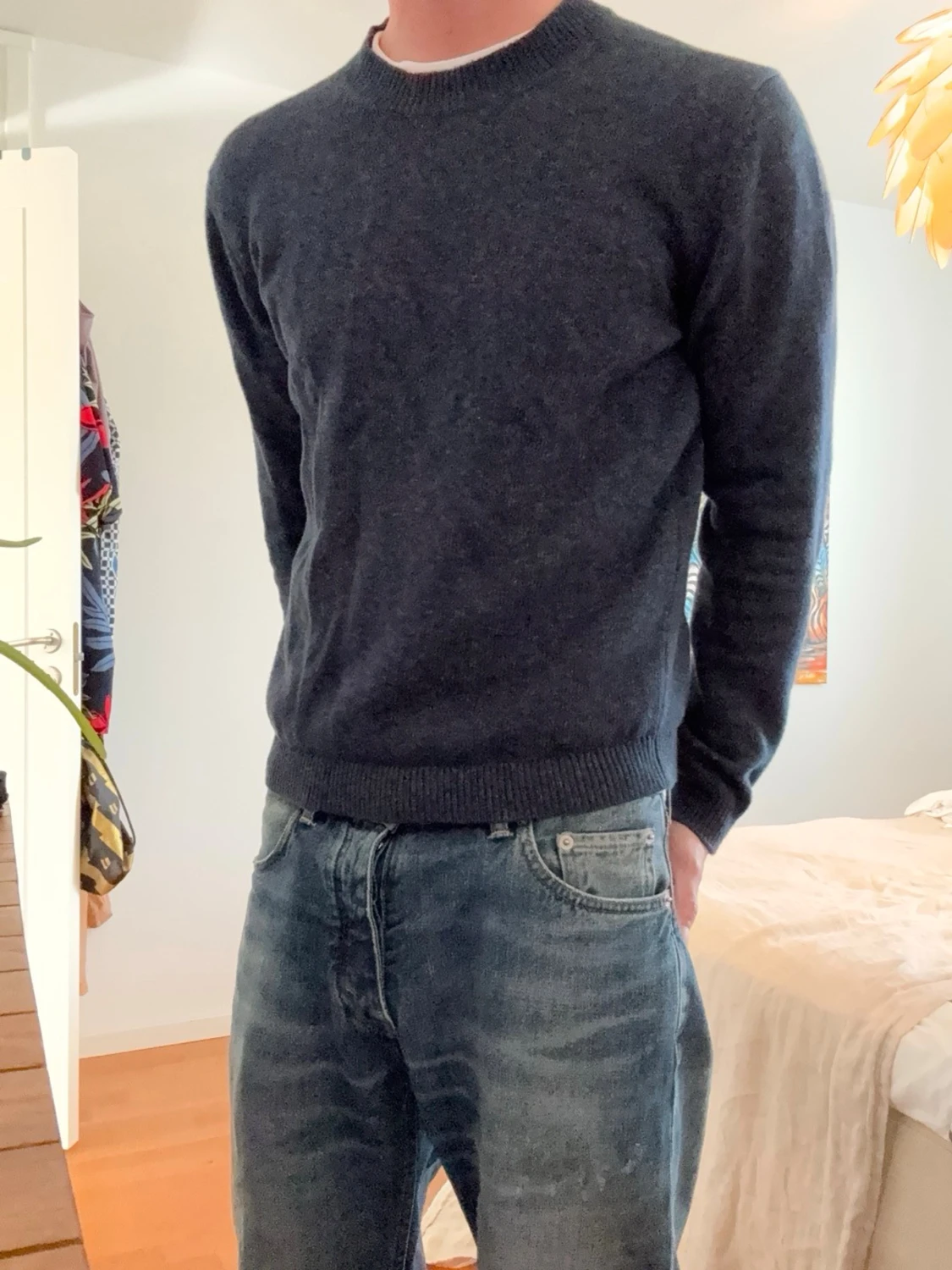 Mörkblå stickad tröja - 2