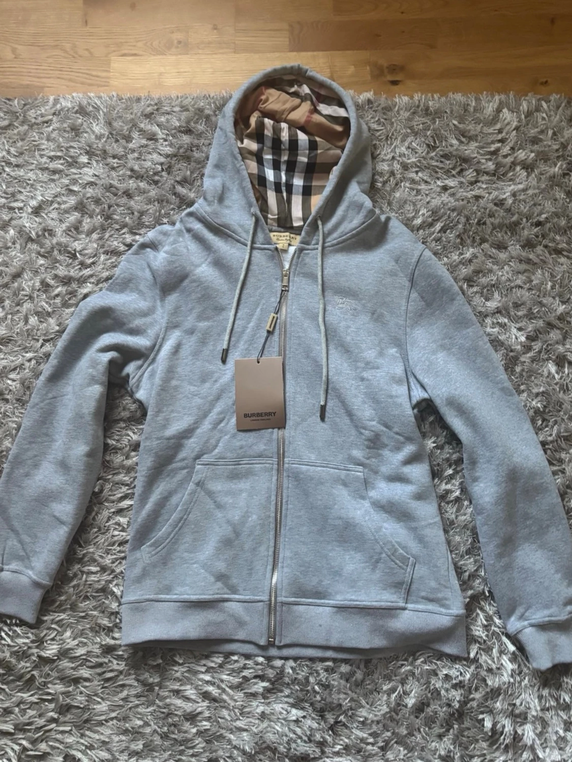 Grå zip hoodie från Burberry