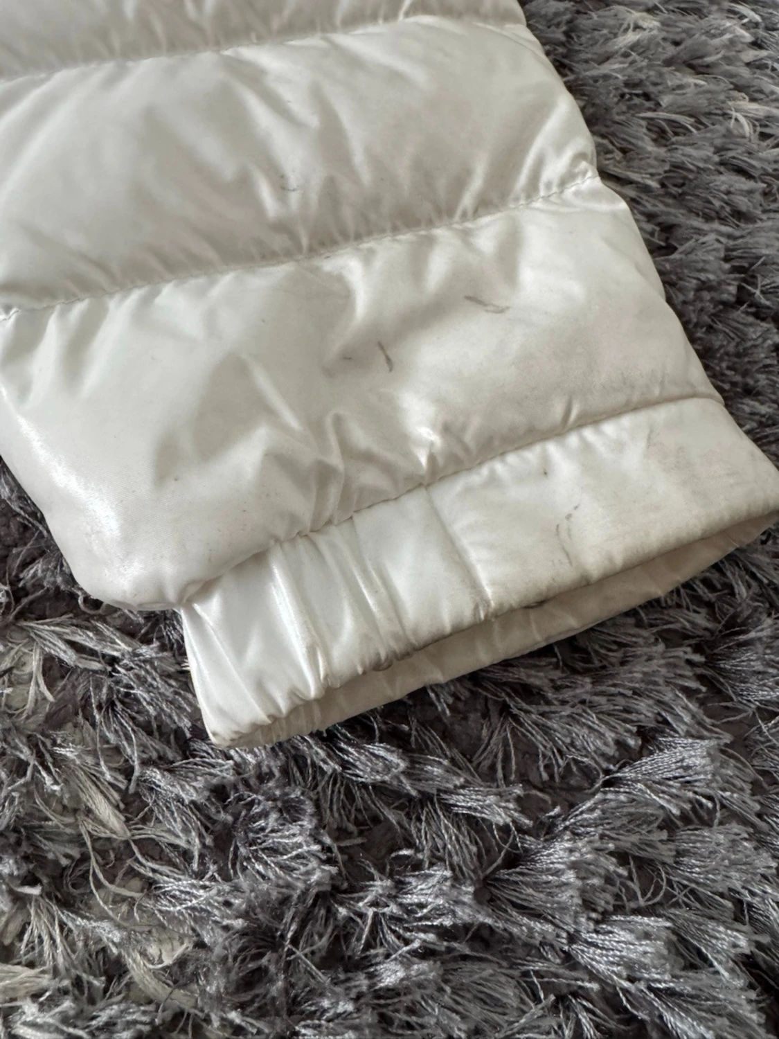 Vit dunjacka med huva från Moncler - 6