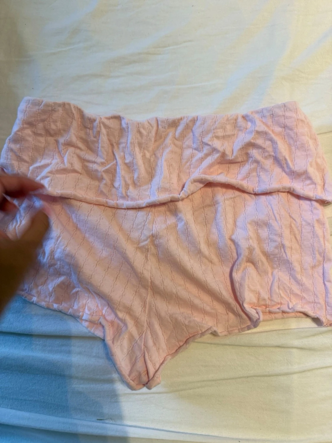 Ljusrosa pyjamas med volangdetalj - 3