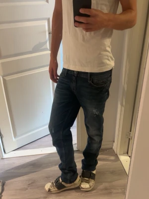 Replay jeans - Replay straight jeans. Stilrena jeans från replay. Inga fula skinny jeans. Skriv för mer information. Storlek w28 34 