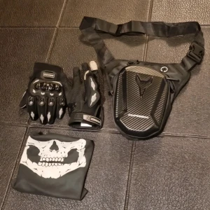 Leg bag MC handskar & skull mask  - Som rubriken säger, L på handskarna