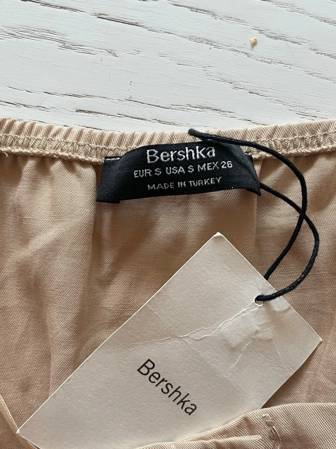 Beige kort jumpsuit med knappar - 3