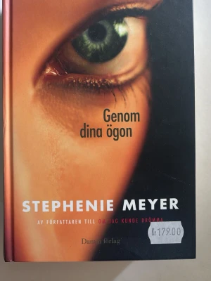 Genom dina ögon  -  Genom dina ögon av Stephanie Mayer på svenska. 