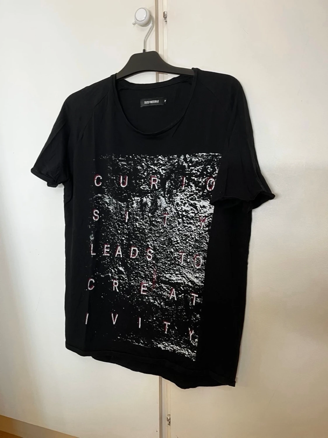 Svart t-shirt med tryck