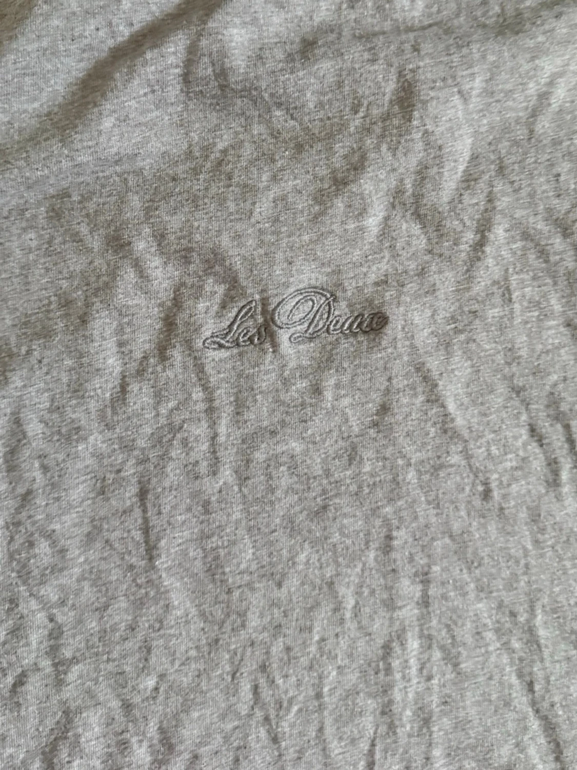 Beige t-shirt från Les Deux - 2