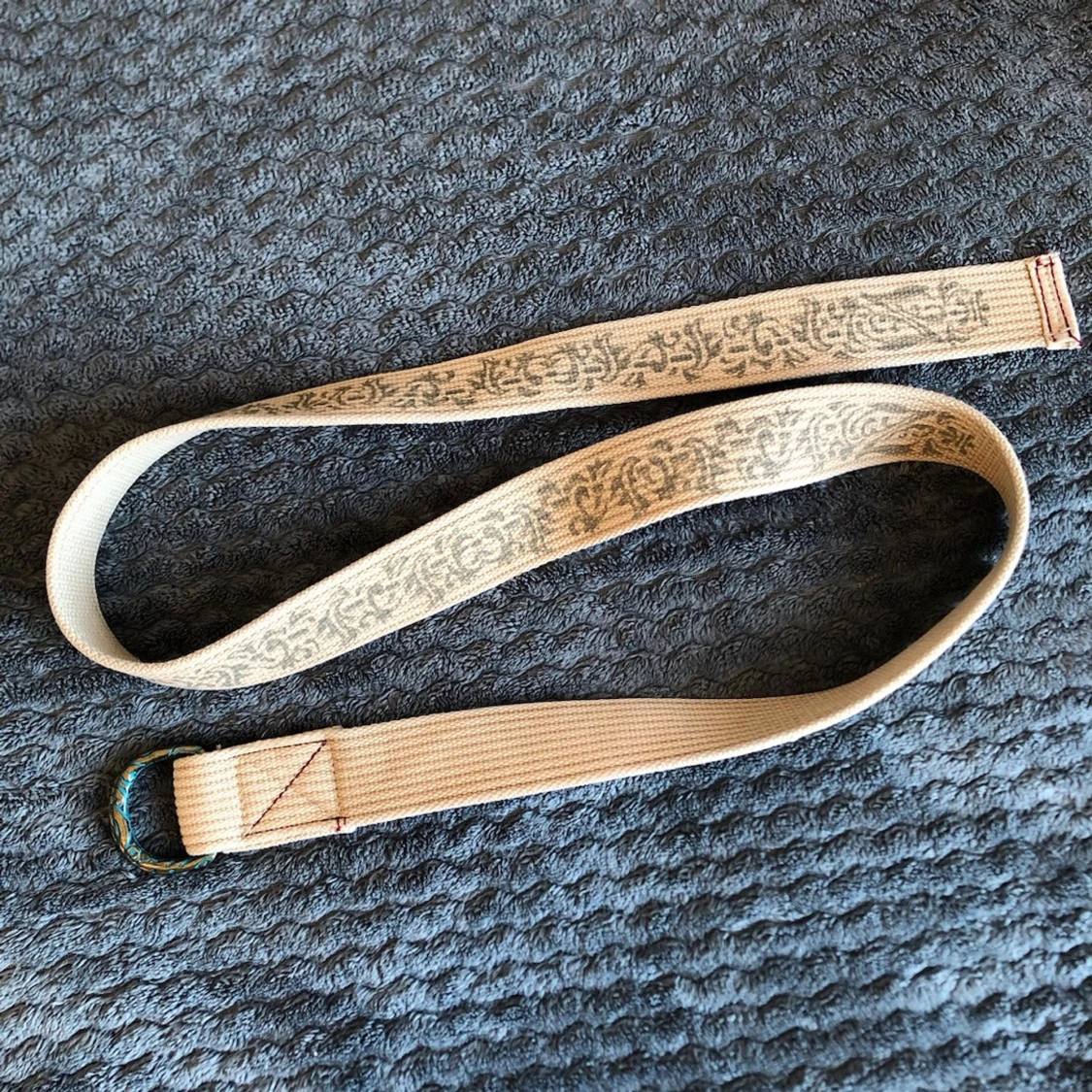Vintage mönstrat/ blommigt tygskärp/ bälte, accessoarer/ y2k/ cyber/ alt/ 2000tal/ 00tal/ 2008/ 2009 - 5
