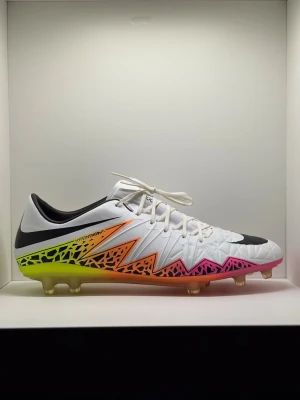 Nike Hypervenom 2 - Nike Hypervenom 2 FG “Radiant Reveal” 🌈  Size- 9 US/ 42.5 EU 🇪🇺   Condition- 10/10