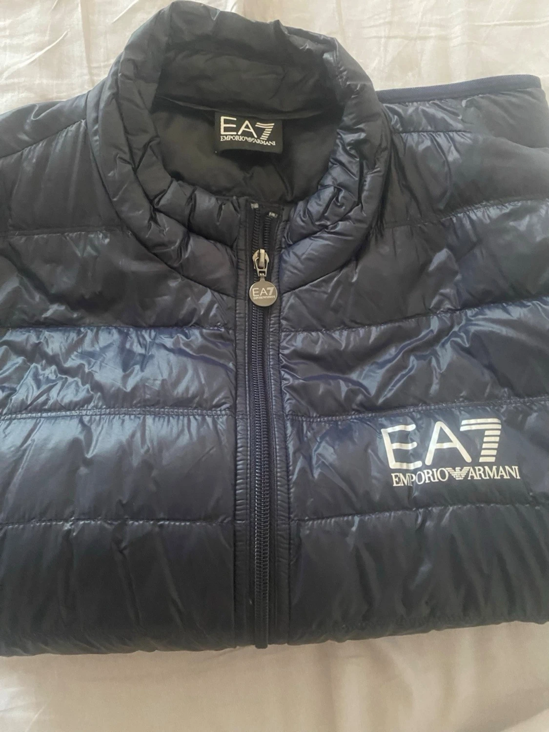 Svart dunväst från EA7 Emporio Armani