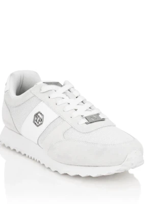 Philipp plein skor - Philipp Plein skor 	•	Märke: Philipp Plein 	•	Färg: Vit 	•	Märkt storlek: 43 	•	Upplevd passform: 43 	•	Skick: Helt oanvända, i butiksskick med tags 	•	Alla tillbehör från butiksköp ingår 	•	Originalpris: 6500kr  	•	Säljs via Prestige Room, ett svenskt bolag Hör gärna av er vid frågor eller funderingar. Mvh, Prestige Room