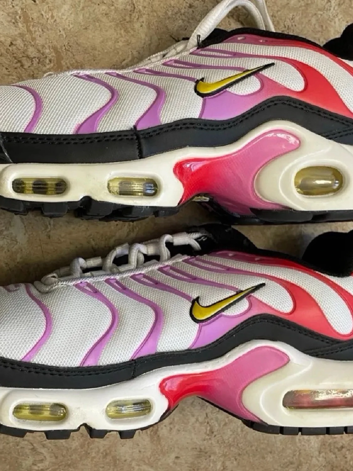 Nike Air Max Plus TN rosa/vit