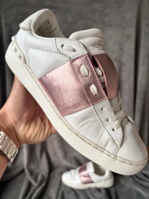 Valentino open skor - Valentino open skor | 38 orginalstorlek 