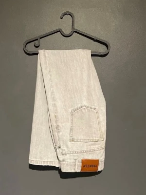 Montén Jeans - Märke: Montén | Storlek: W30 L30 | Skick: 8/10