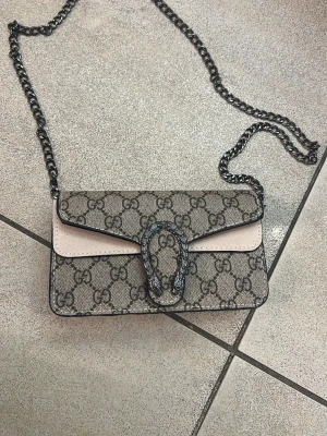 Fina väskan  - Fina väskan 