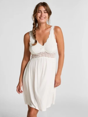 Nattlinne hunkemöller  - Bilderna är lånade från deras hemsida. Säljer gulligt nattlinne från hunkemöller då jag inte har någon användning för det. Skriv för mer info och bilder💕