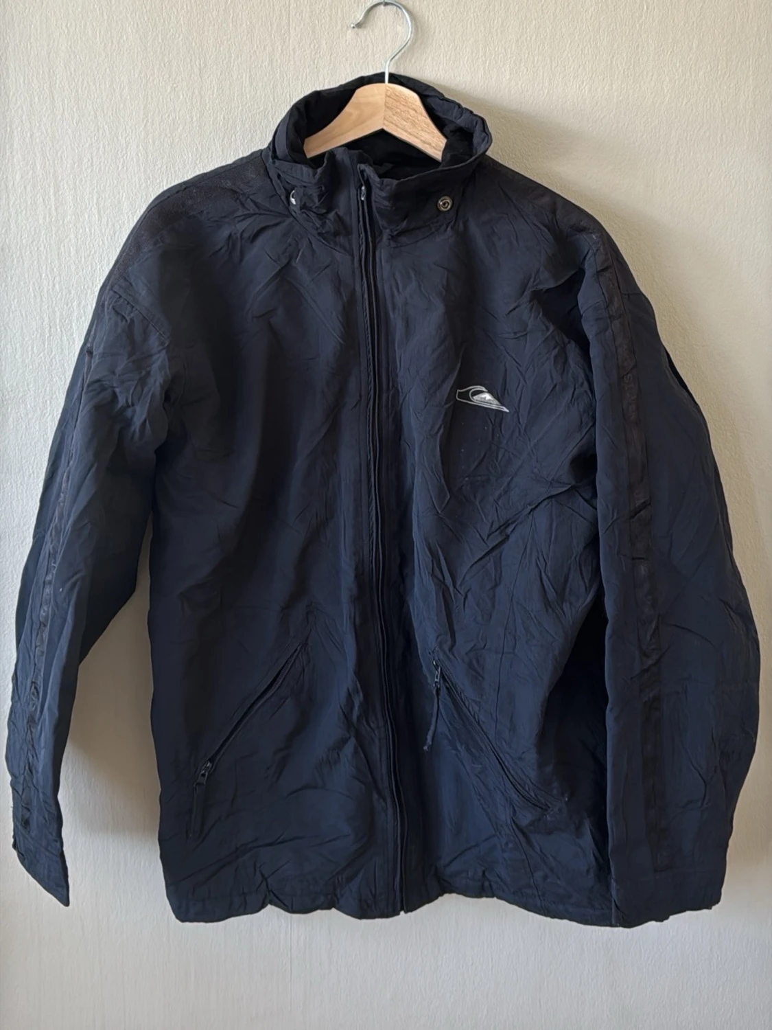 Svart vindjacka från Quiksilver