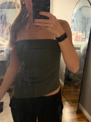 Tubtopp - Helt ny jättesöt tubtopp från ginatricot