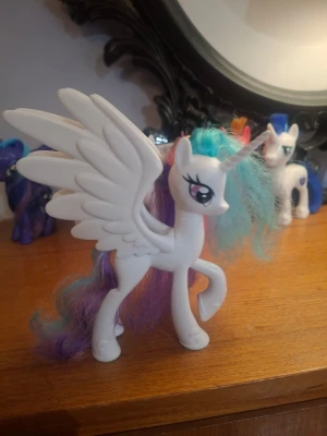 My Little Pony Celestia - Prinsessan Celestia G4.5 bra kondition med lite torrt hår