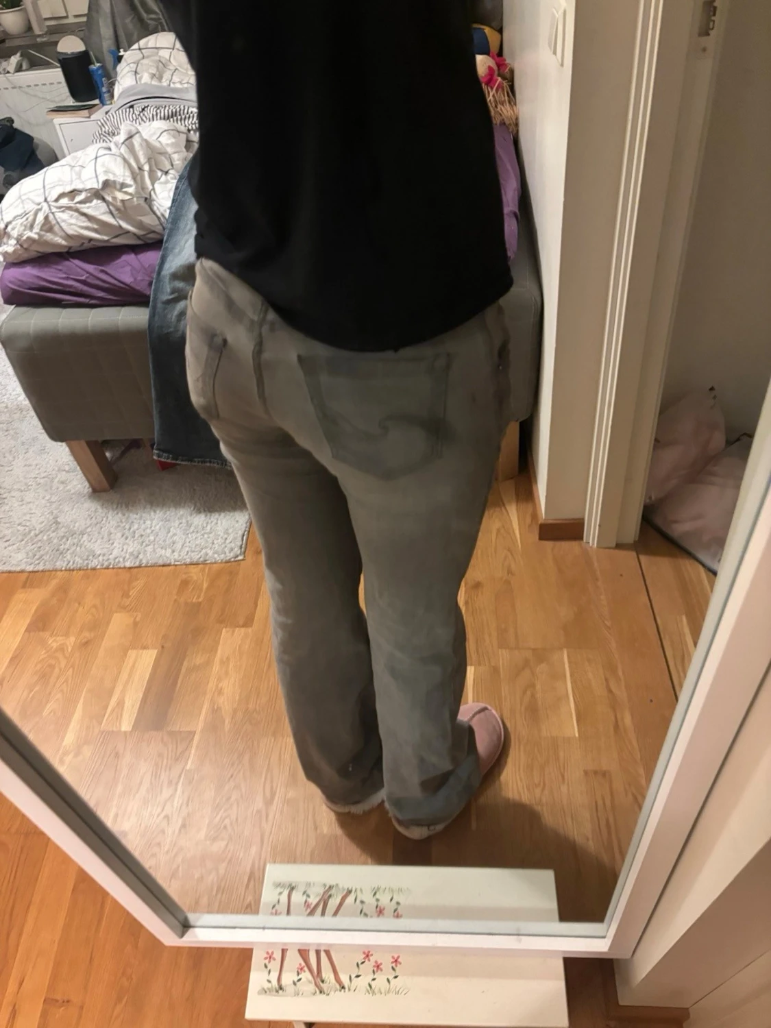 gråa lågmidjade jeans subdued