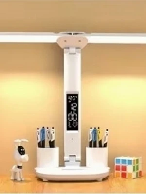 Led touch table lamp - LED reading table lamp with dimming function. The lamp provides a soft and pleasant light. It has a convenient touch switch for easy use. New brand new lamp, rotateable.  Working voltage: 5 V Product power; 7W Comes with USB data cable Never used  Opened to make a picture  Shipping same day if you order before 12:00 You can pick up as well (Svalöv)