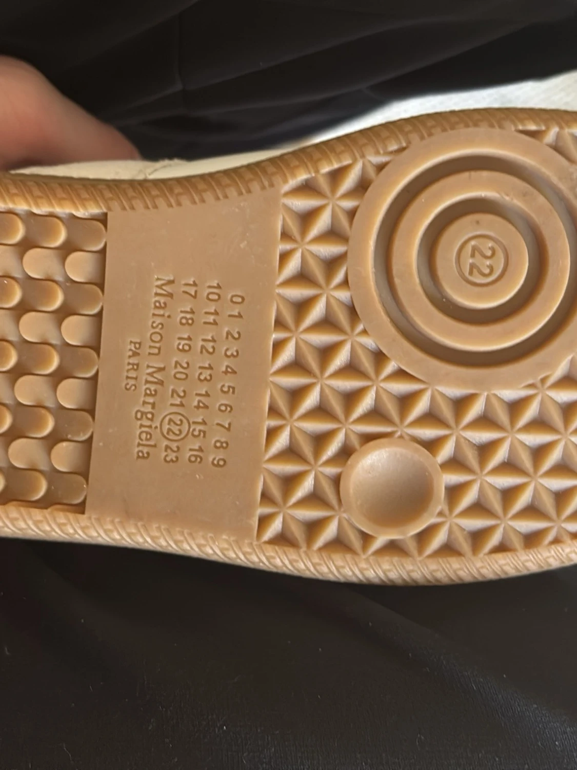 Vita sneakers från Maison Margiela - 4