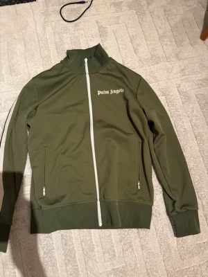 Äkta tracktop - Garanterar äktighet. Skriv för intresse🙏🙌