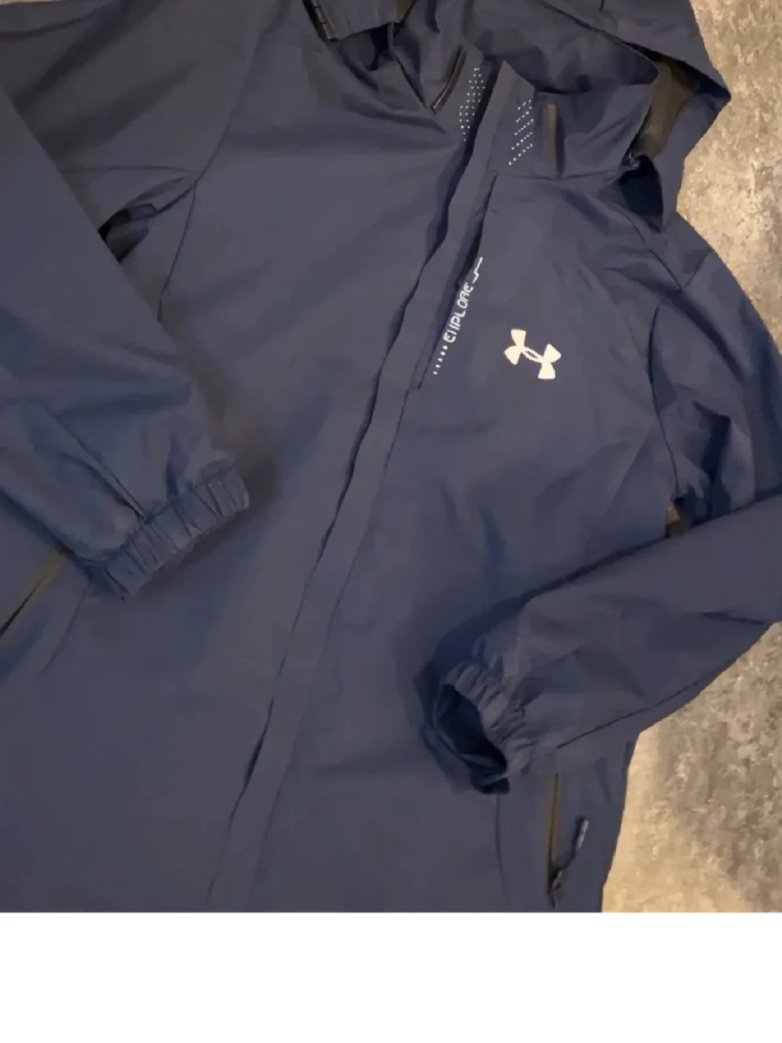 Blå vindjacka från Under Armour - 2