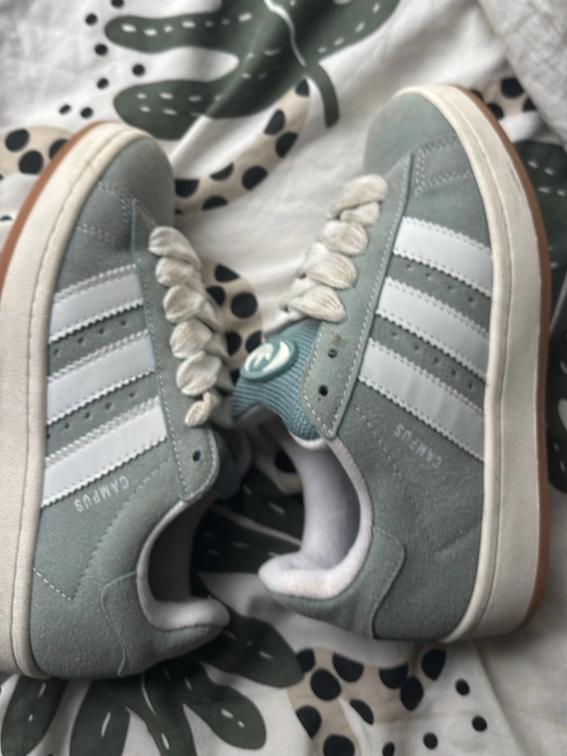 Vita Adidas sneakers med gummisula - 3