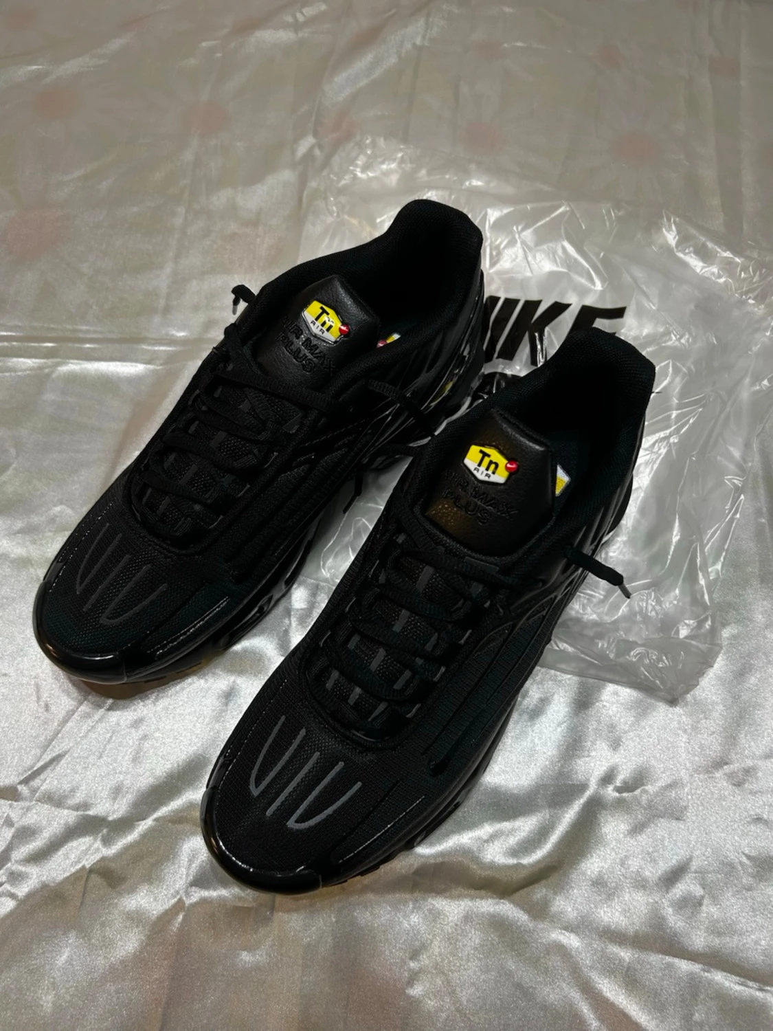 Nike Air Max Plus Tn helsvarta sneakers - 2