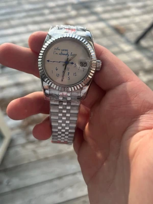 Seiko mod klocka helt ny - Hej har byggt denna sekio mod klockan själv, riktigt fet sprillans ny aldrig använd, 36mm hör av dig vid minsta lilla fråga/fundering Lucas😃