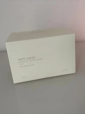 Ny! CAIA Soft Locks Leave In Conditioner 200ml - Soft Locks Leave In Conditioner från CAIA.